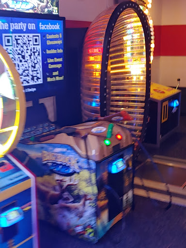 Bowling Alley «Brunswick Zone Doverama Lanes», reviews and photos, 1600 S Governors Ave, Dover, DE 19904, USA