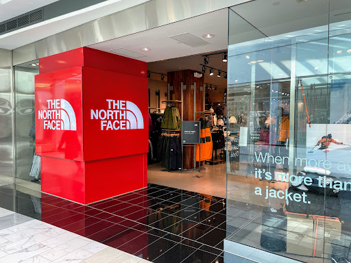 Clothing Store «The North Face», reviews and photos, 160 N Gulph Rd, King of Prussia, PA 19406, USA