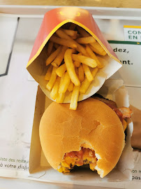 Cheeseburger du Restauration rapide McDonald's à Bayeux - n°7