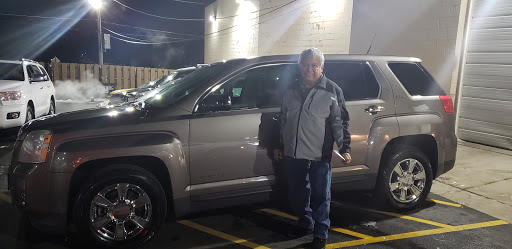 Car Dealer «Ultimate Motor Cars», reviews and photos, 2101 Ogden Ave, Downers Grove, IL 60515, USA