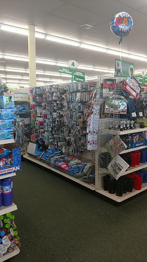 Dollar Store «Dollar Tree», reviews and photos, 2320 Hanover Pike g, Hampstead, MD 21074, USA