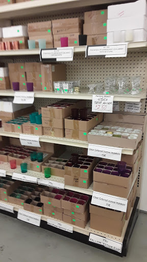 Candle Store «Factory Direct Candles», reviews and photos, 6252 Glenway Ave # A, Cincinnati, OH 45211, USA
