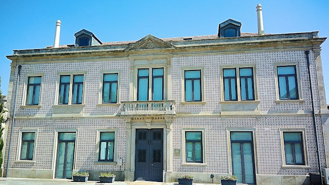 Avaliações doBiblioteca Municipal de Albergaria-a-Velha em Albergaria-a-Velha - Livraria