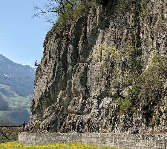 Rezensionen über Klettergarten Chämiloch in Freienbach - Fitnessstudio