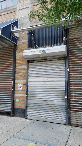 Bicycle Store «Tread Bike Shop», reviews and photos, 250 Dyckman St, New York, NY 10034, USA