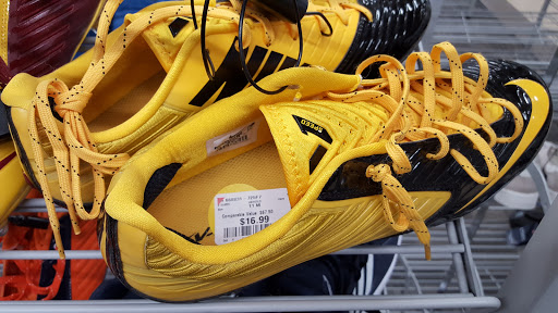 Shopping Mall «Middlesex Mall», reviews and photos, 6747 Hadley Rd, South Plainfield, NJ 07080, USA