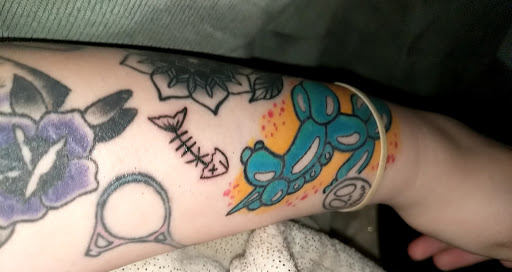 Body Piercing Shop «Atomic Tattoos», reviews and photos, 459 Brandon Town Center Dr, Brandon, FL 33511, USA