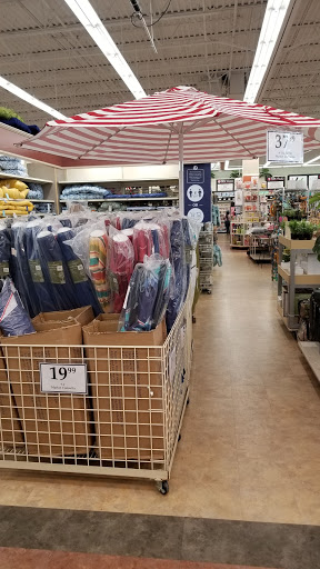 Home Goods Store «Christmas Tree Shops», reviews and photos, 1117 Woodruff Rd, Greenville, SC 29607, USA