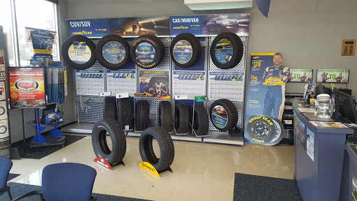 Tire Shop «Blagg Tire Pros & Service», reviews and photos, 604 S Main St, Grapevine, TX 76051, USA