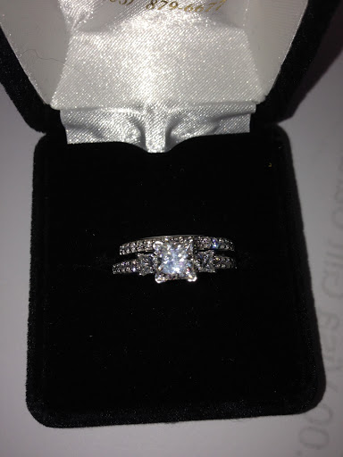 Pawn Shop «Americas Pawn», reviews and photos, 221 NE 104th Ave SUITE 108, Vancouver, WA 98664, USA