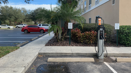 ChargePoint - Holiday Inn Express & Suites - I-75/ Tampa