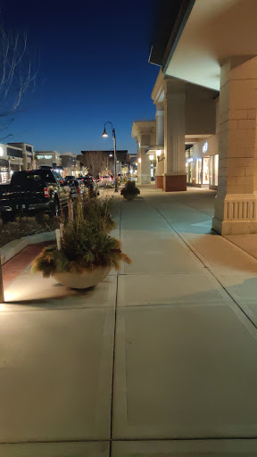 Shopping Mall «Woodbury Lakes», reviews and photos, 9020 Hudson Rd # 401, St Paul, MN 55125, USA