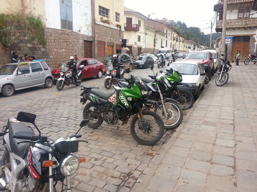 Estacionamiento para motos Cusco