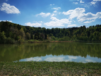 Jezero Rakovnik