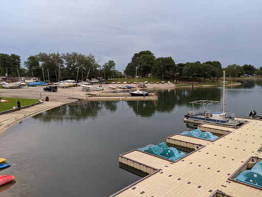 Park «Lake Park», reviews and photos, 2100-2198 Lee St, Des Plaines, IL 60018, USA