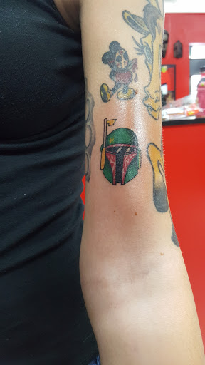 Tattoo Shop «Ink Spot Tattoo - East Orlando», reviews and photos, 10103 E Colonial Dr, Orlando, FL 32817, USA
