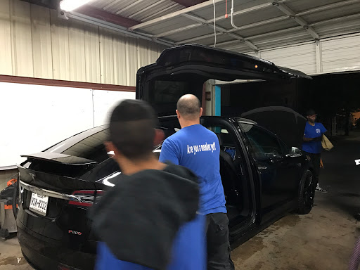 Car Wash «THE OASIS HAND CAR WASH & DETAIL CENTER», reviews and photos, 930 Malone St, Houston, TX 77007, USA