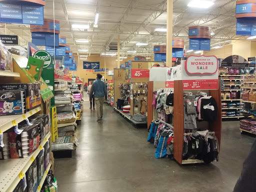 Pet Supply Store «PetSmart», reviews and photos, 2784 Wilma Rudolph Blvd, Clarksville, TN 37040, USA