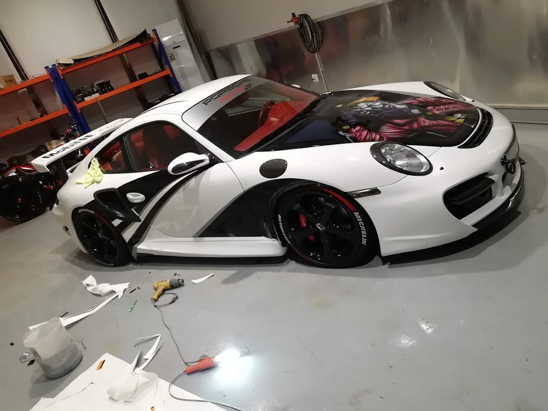 M Custom Painting
