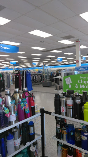Clothing Store «Ross Dress for Less», reviews and photos, 1125 Woodruff Rd, Greenville, SC 29607, USA