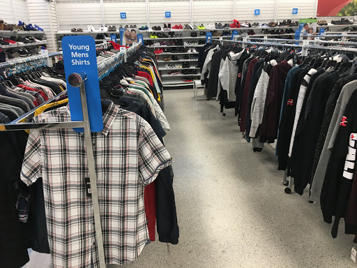 Clothing Store «Ross Dress for Less», reviews and photos, 1001 S Interstate 35 East Service Rd, DeSoto, TX 75115, USA