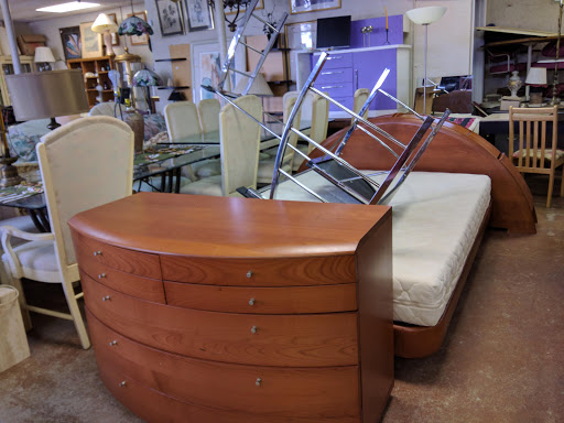 Thrift Store «Chabad Thrift Store», reviews and photos, 4201 N Dixie Hwy, Oakland Park, FL 33334, USA