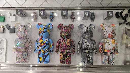 Clothing Store «Kith Brooklyn», reviews and photos, 233 Flatbush Ave, Brooklyn, NY 11217, USA