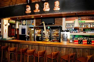 Hooligans Bar and Restaurant image