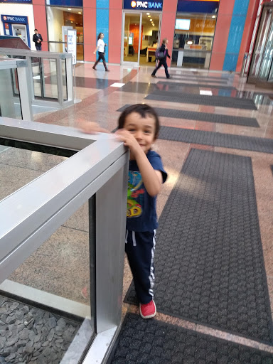 Lottery Prize Center, 100 W Randolph St # 7-724, Chicago, IL 60601, USA, 