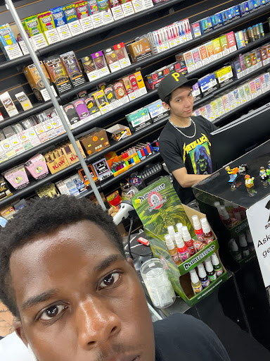 Vaporizer Store «ROCK N ROLL IT SMOKE SHOP», reviews and photos, 2456 FM 1960, Houston, TX 77068, USA