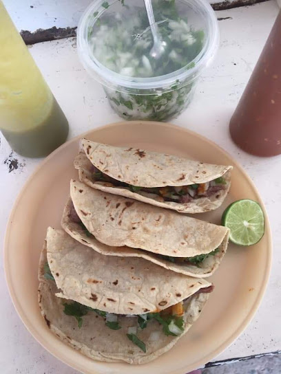 Tacos y Menudo Doña Lupe