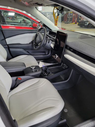 Ford Dealer «Napleton Ford in Libertyville», reviews and photos, 1010 S Milwaukee Ave, Libertyville, IL 60048, USA