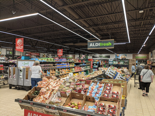 Supermarket «ALDI», reviews and photos, 9806 S Compass Dr, Rossford, OH 43460, USA