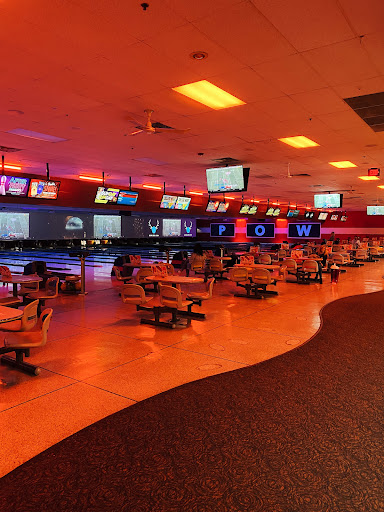 Bowling Alley «Brunswick Zone Lakeside Lanes», reviews and photos, 1254 Dougherty Ferry Rd, Valley Park, MO 63088, USA