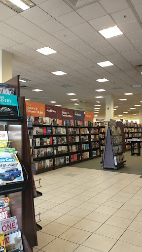 Book Store «Barnes & Noble», reviews and photos, 5249 State St, Murray, UT 84107, USA