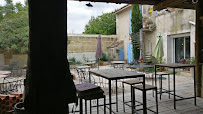 Atmosphère du Restaurant français Le Bel Oustau - Restaurant Fontvieille - n°13