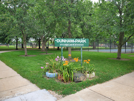 Park «Dunham Park», reviews and photos, 4638 N Melvina Ave, Chicago, IL 60630, USA