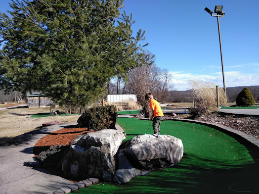 Miniature Golf Course «Swing Right Golf», reviews and photos, 444 E Farm Rd 192, Springfield, MO 65810, USA