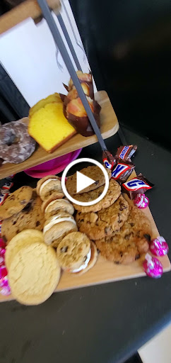 Beauty Salon «CHOP SHOP SALON», reviews and photos, 29827 W Nine Mile Rd, Farmington Hills, MI 48336, USA