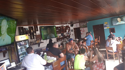 El Estadio Bar y Restaurante - 200m norte del Estadio Fello Meza, Avenida 8, Provincia de Cartago, Cartago, Costa Rica