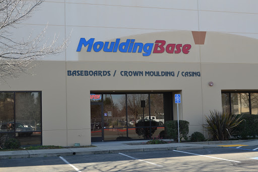 Moulding Base – baseboards / crown molding