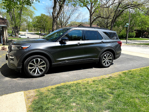 Ford Dealer «Tom Peck Ford of Huntley», reviews and photos, 13900 Automall Dr, Huntley, IL 60142, USA