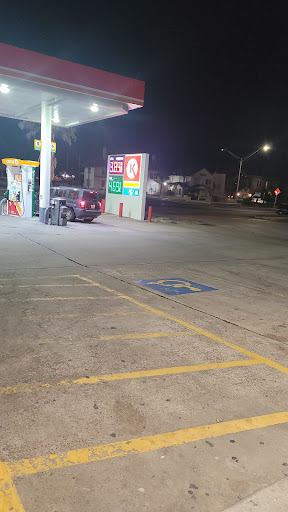 Convenience Store «Corner Store», reviews and photos, 628 Broadway Avenue J, Galveston, TX 77550, USA