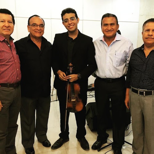 Violinista para eventos sociales. - Guayaquil
