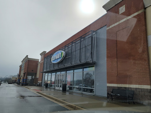 Clothing Store «Old Navy», reviews and photos, 45215 Worth Ave, California, MD 20619, USA