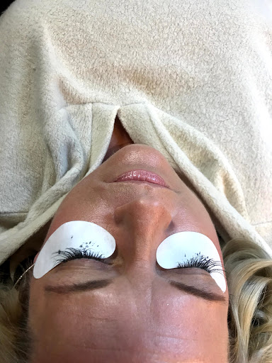 Beauty Salon «Radiant FX Salon & Day Spa», reviews and photos, 3808 1st Ave NE, Cedar Rapids, IA 52402, USA