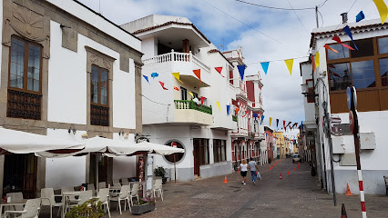 Día Feliz - Av. Tinamar, 20, 35320 Vega de San Mateo, Las Palmas, Spain