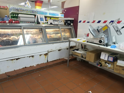 Grocery Store «Bravo Supermarkets», reviews and photos, 67 Broadway, Paterson, NJ 07505, USA