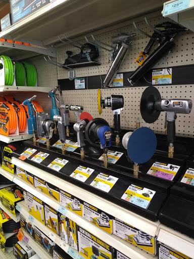 Hardware Store «Harbor Freight Tools», reviews and photos, 1559 Irving Park Rd, Hanover Park, IL 60133, USA