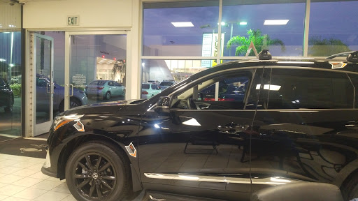 Acura Dealer «Valencia Acura», reviews and photos, 23955 Creekside Rd, Valencia, CA 91355, USA